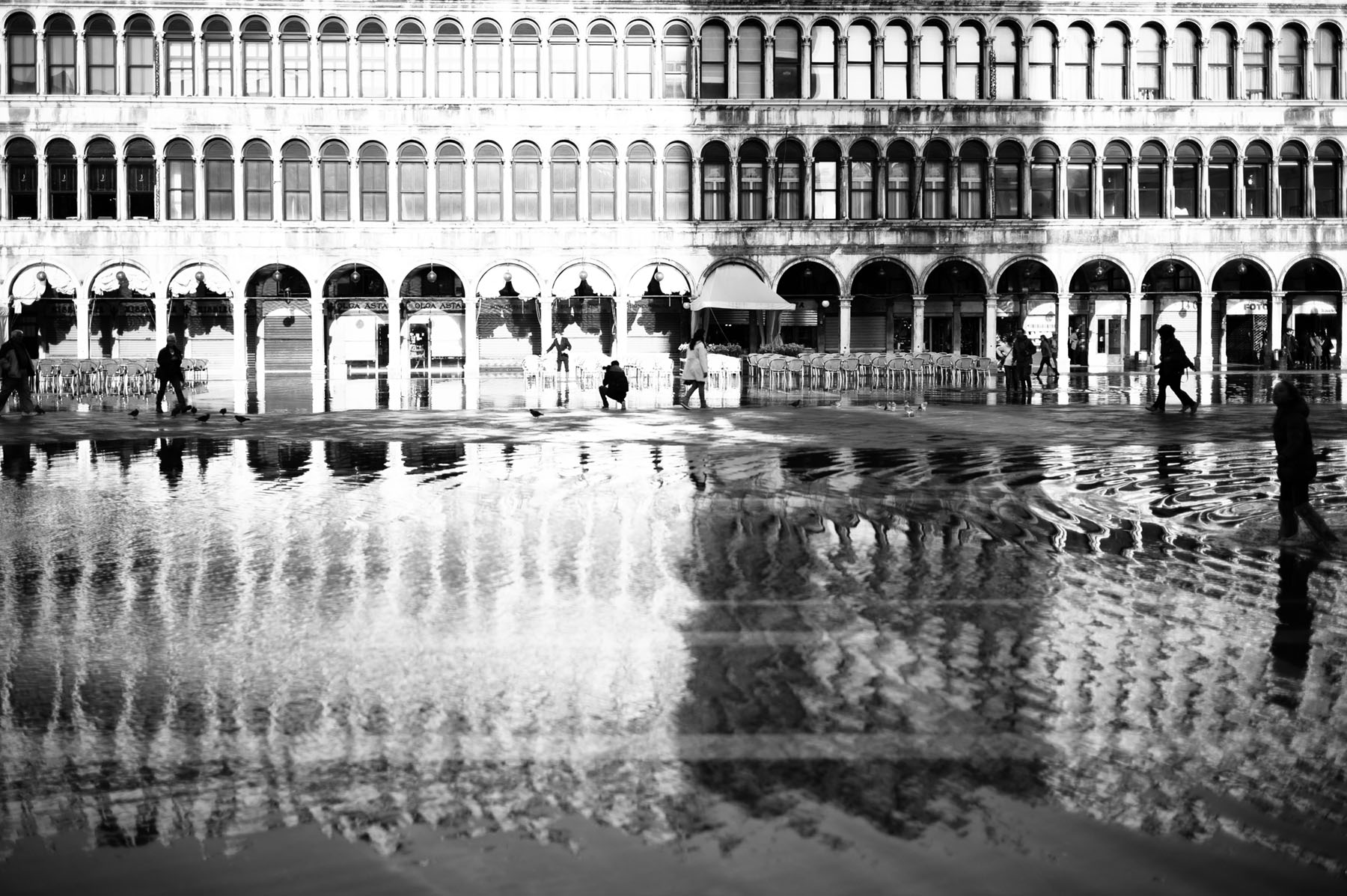 Venedig ist eine einzigartige Stadt an der Adria. Der Markusplatz mit dem Dom ist Weltkulturerbe.