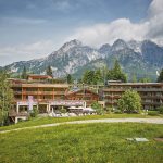 holzhotel-forsthofalm-02