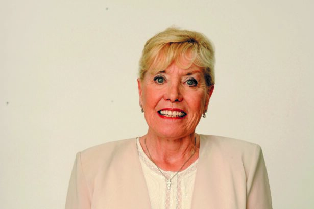 Friedennobelpreisträgerin Betty Williams gründete in der italienischen Region Basilicata eine Stadt des Friedens für Kinder.