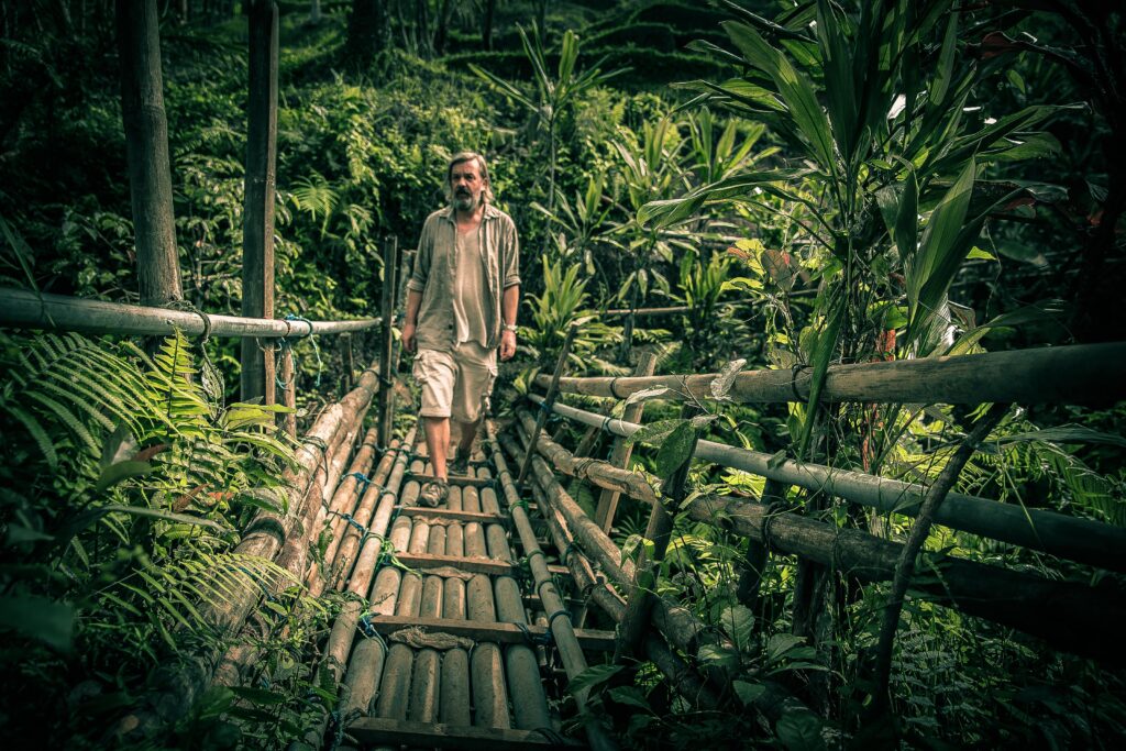Bernd Kolb im indonesischen Dschungel  auf der Insel Java