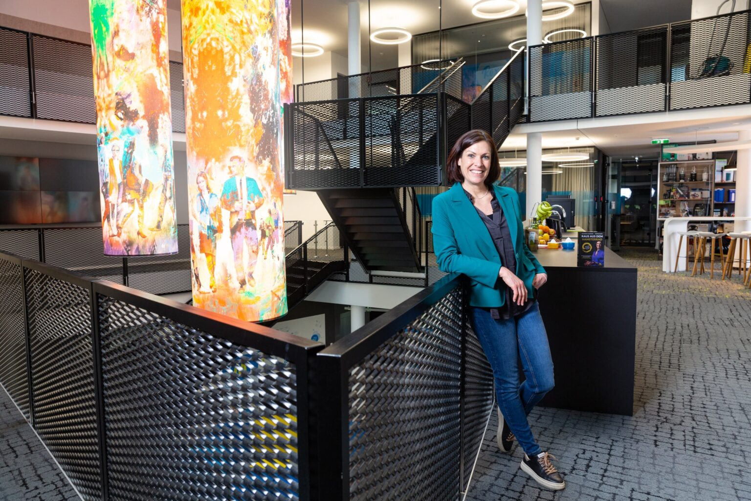 Katharina Schneider: Die Unternehmerin und Investorin im Headquarter des MediaShop