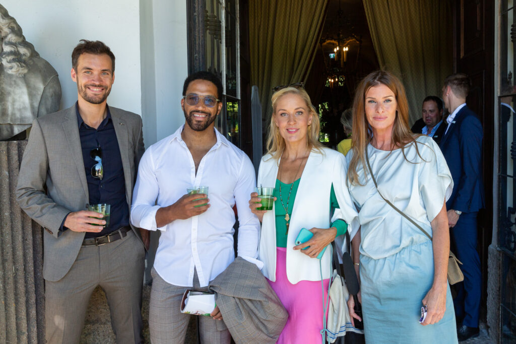 Bei den OOOM Garden Talks: Florian Ferstl (DS Automobiles), Cesár Sampson, Lilian Klebow und Ela Euler-Rolle (Ö3)