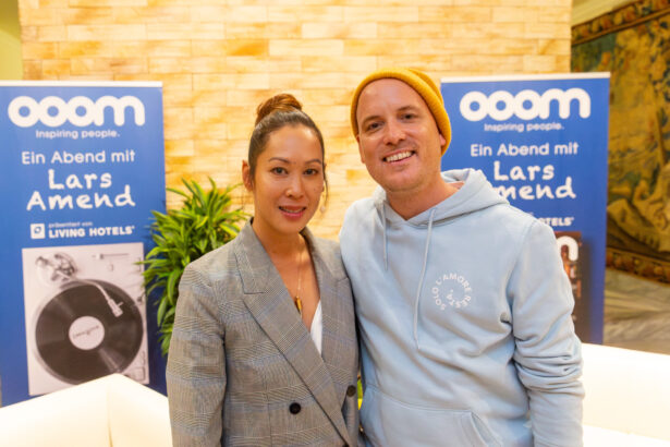 Bestsellerautor Lars Amend mit Moderatorin Miriam Hie