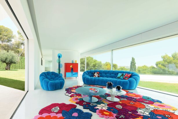 Die neue Signature-Kollektion von Oscarpreisträger Pedro Almodóvar: Bunt wie seine Filmklassiker, am Bild: Bubbles (Foto: Roche Bobois)