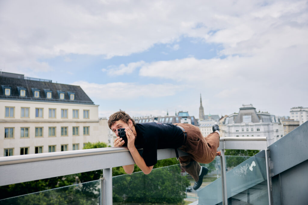 Lucas Englander beim CALL-Fotoshooting (Foto: CALL Magazine/Celin May)