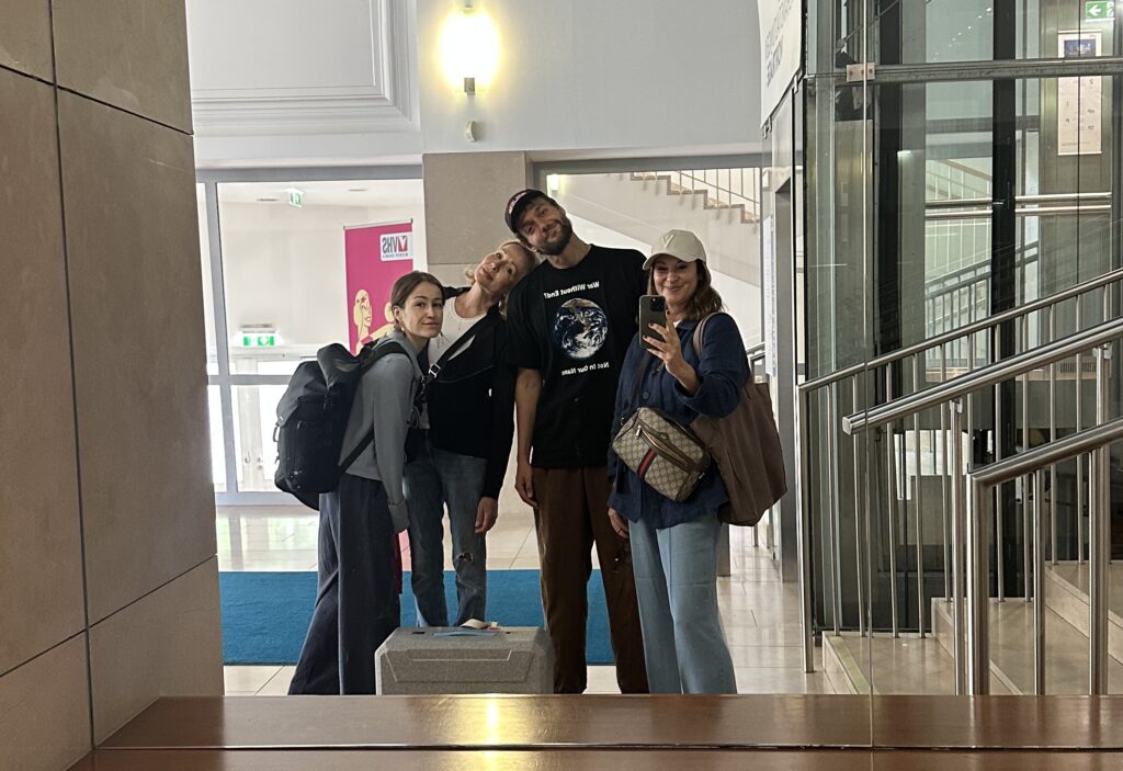 Selfie mit dem CALL-Team: Celin May, Elisabeth Sereda und Christina Zappella-Kindel (v.l.n.r.)