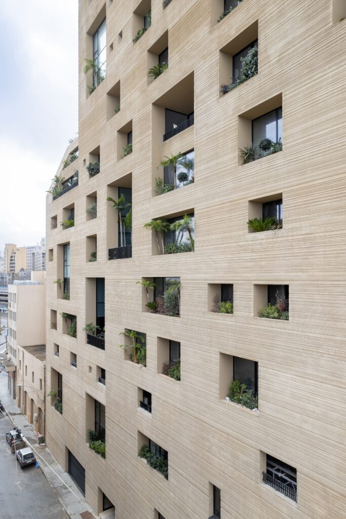 Stone Tower in Beirut, Libanon (Foto: Lina Ghotmeh Architecture)