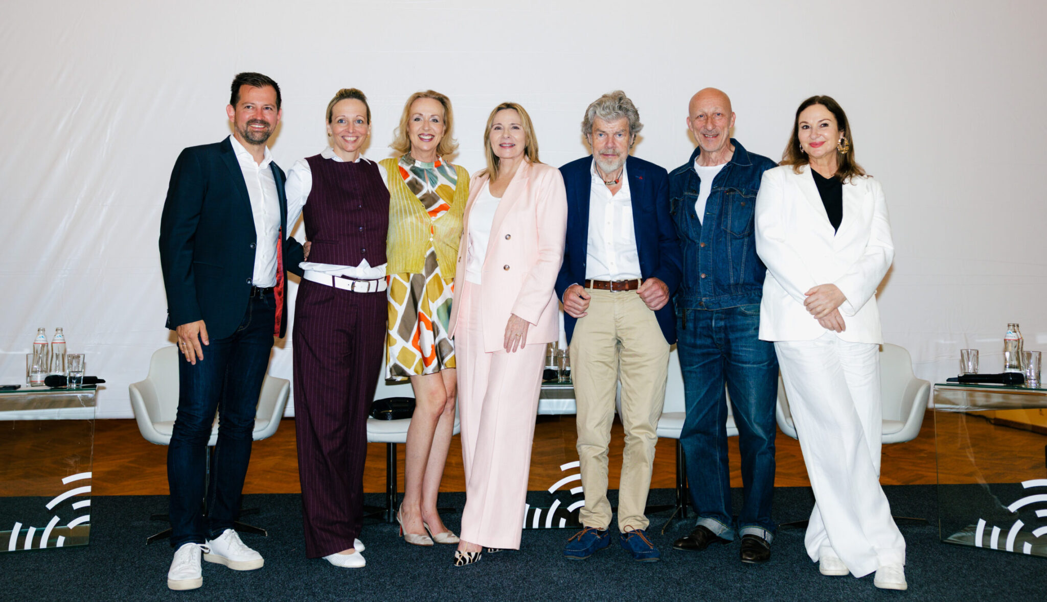 Jürgen Bess (GF Gasteinertal Tourismus), Eva Irnberger (GF KTVB Bad Hofgastein), Festival-Direktorin Elisabeth Sereda, Kim Cattrall, Reinhold Messner, Festival-Präsident Oliver Hirschbiegel, CALL Film Festival-Gründerin und Co-Direktorin Christina Zappella-Kindel (v.l.n.r)